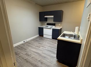 77 Main St #2, Plymouth, NH 03264