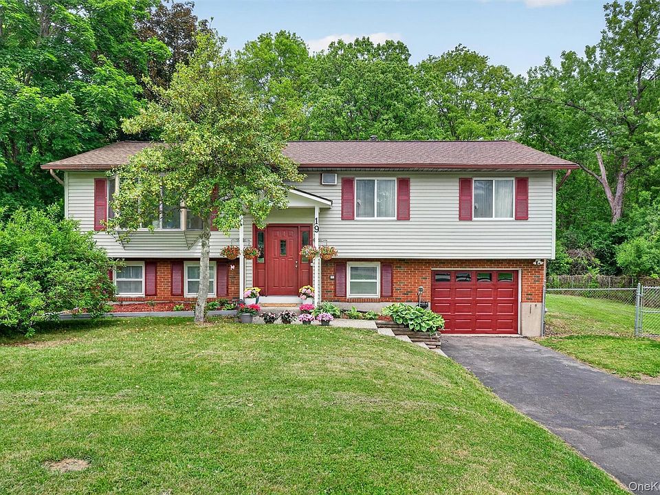 1st image of 19 Victoria Drive