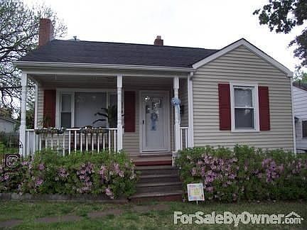 1st image of 627 Morris St