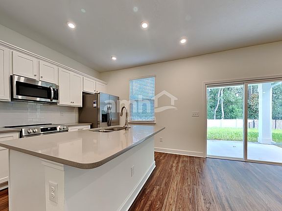 3rd image of 8567 Belfort Landing Dr
