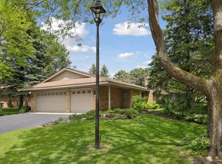 50 Kimberly Ln N, Plymouth, MN 55447