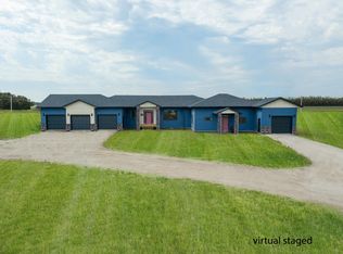 11705 Apple View Ln, Menoken, ND 58558