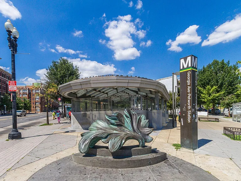 450 Randolph St NW — Photo 43