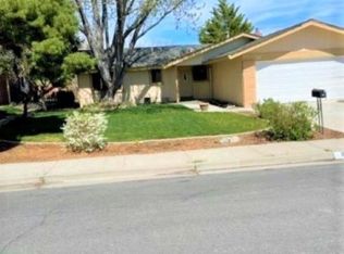 1620 Van Petten St, Reno, NV 89503