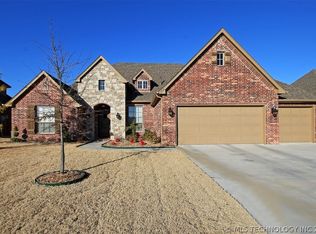 9206 N 93rd East Ave, Owasso, OK 74055
