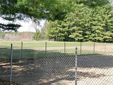 3rd image of 144 Goodell Ave