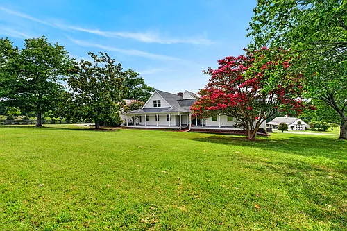 2363 Brown Rd Photo 1