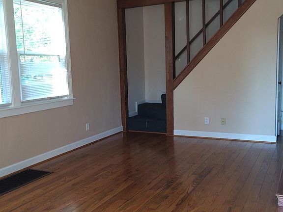 2nd image of 79 Park Ave