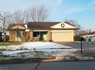 28393 Bunert Rd, Warren, MI 48088