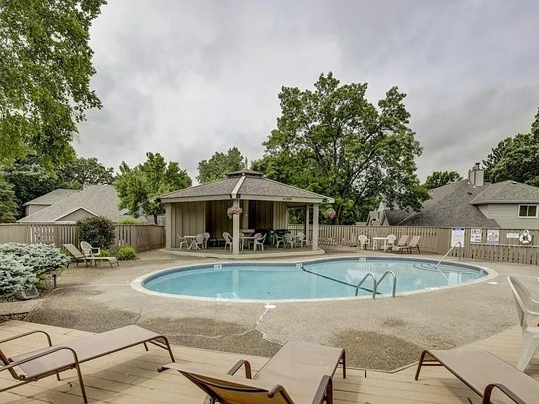 14355 Fairway Dr — Photo 48