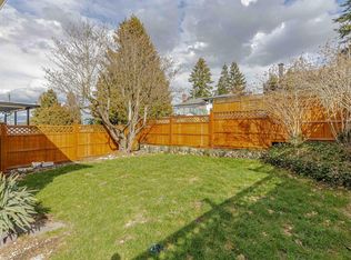 9660 Regent Pl, Surrey, BC V3V2S3