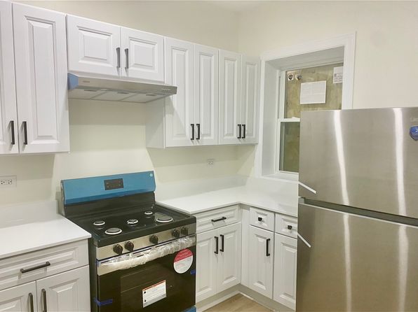 7037 S Elizabeth St UNIT 1