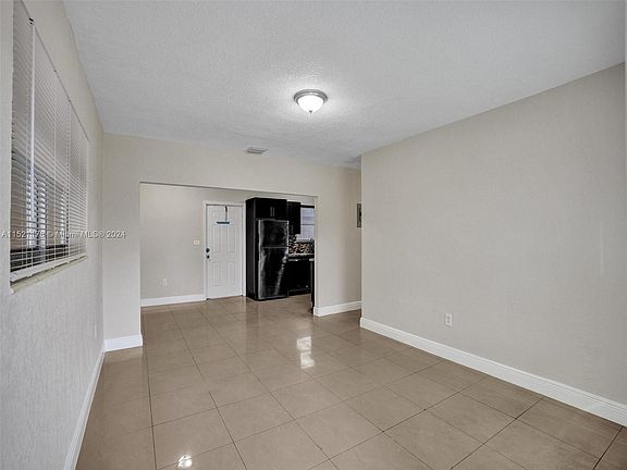 3rd image of 2905 NW 5th St