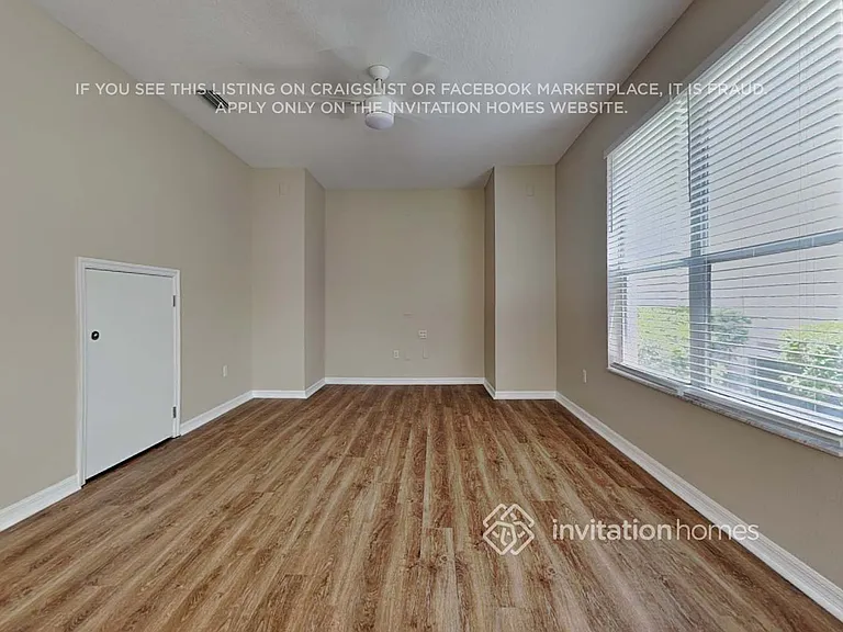 10508 Marlington Pl — Photo 6