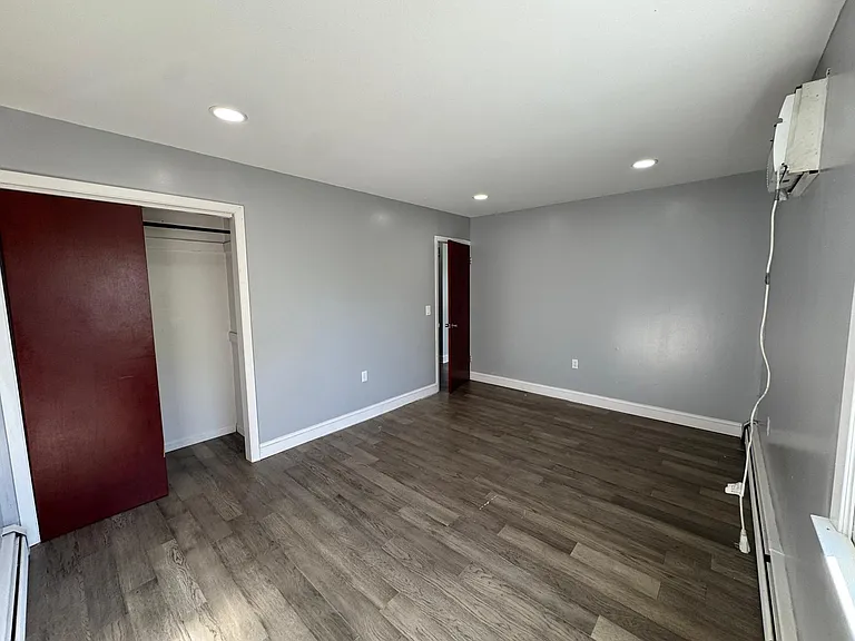 71 Spring St — Photo 24