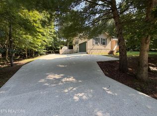 6259 Osage Rd, Crossville, TN 38572