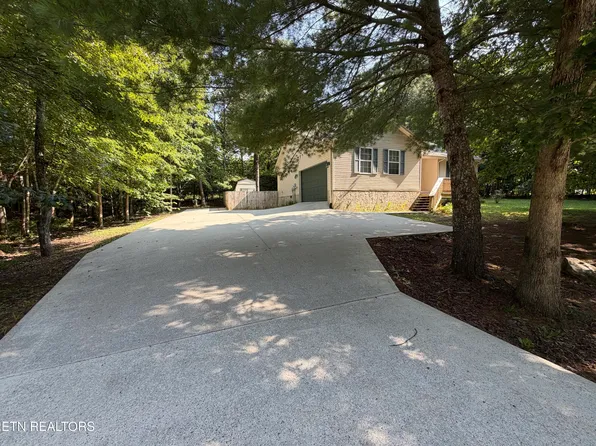 6259 Osage Rd, Crossville, TN 38572