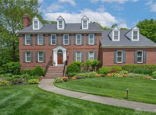 533 Lockerbie Ln, Dayton, OH 45429
