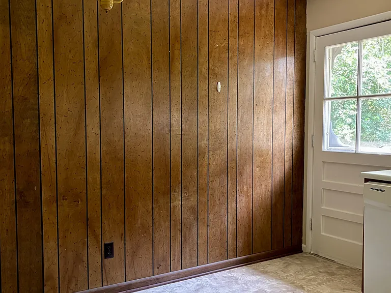 102 Clark St #B — Photo 3