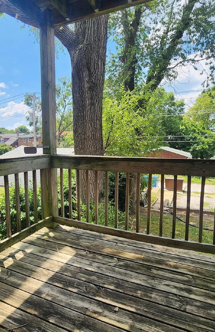 1 bed, 1.0 bath, $750 — Photo 2
