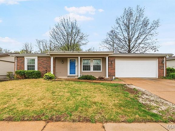 3rd image of 6520 Galewood Ct