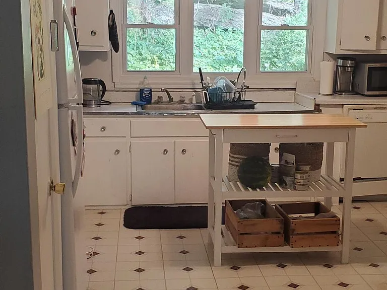 37 E Vacation Dr #B — Photo 3