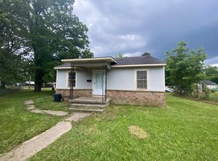 222 E Busbee St, Camden, AR 71701