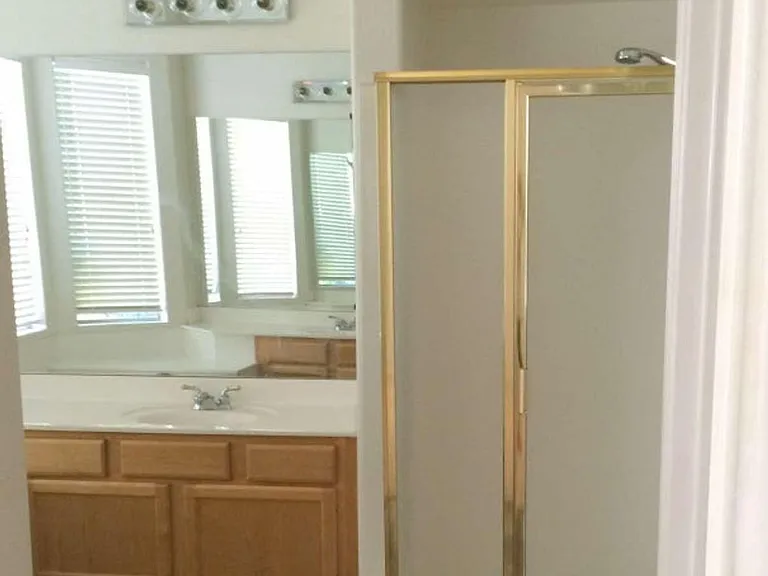 682 W Raven Dr — Photo 11