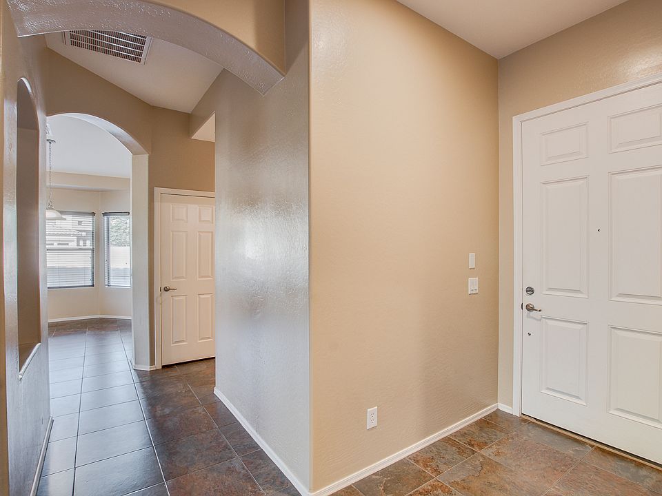 1st image of 2482 E Sequoia Dr