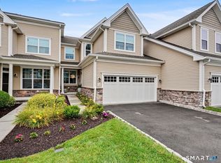 12 Old Pasture Dr #12, Danbury, CT 06810
