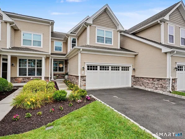 12 Old Pasture Drive #12, Danbury, CT 06810
