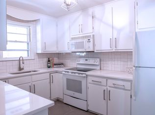 1828 Wasp St, North Charleston, SC 29405