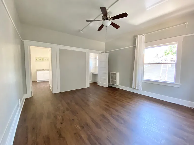 2617 Jeffries Ave #5 — Photo 2