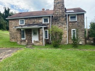 166 Bennington Rd, Hopwood, PA 15445