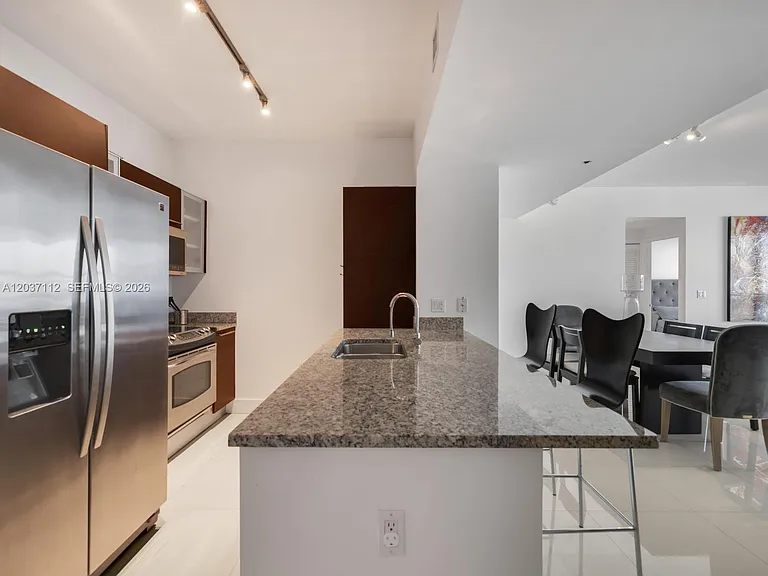 950 Brickell Bay Dr #1404 — Photo 9