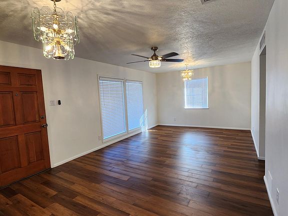 2nd image of 3520 Leavell Ave