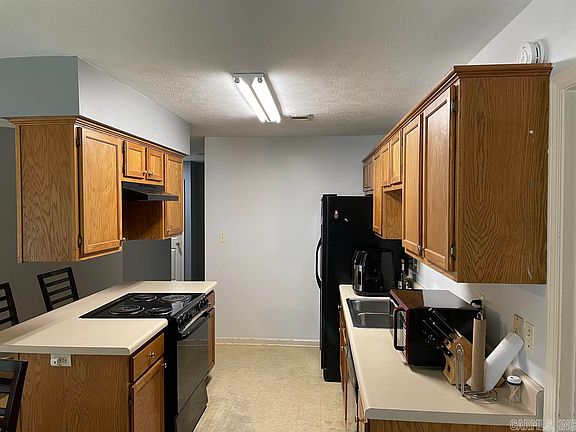 4th image of 1790 Southern Hills Dr