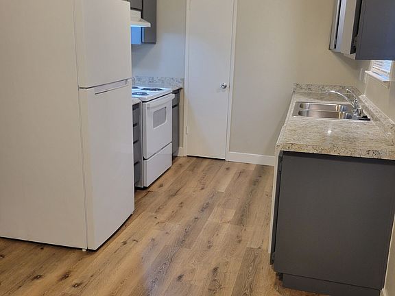 3rd image of 4264 N Bengston Ave #108