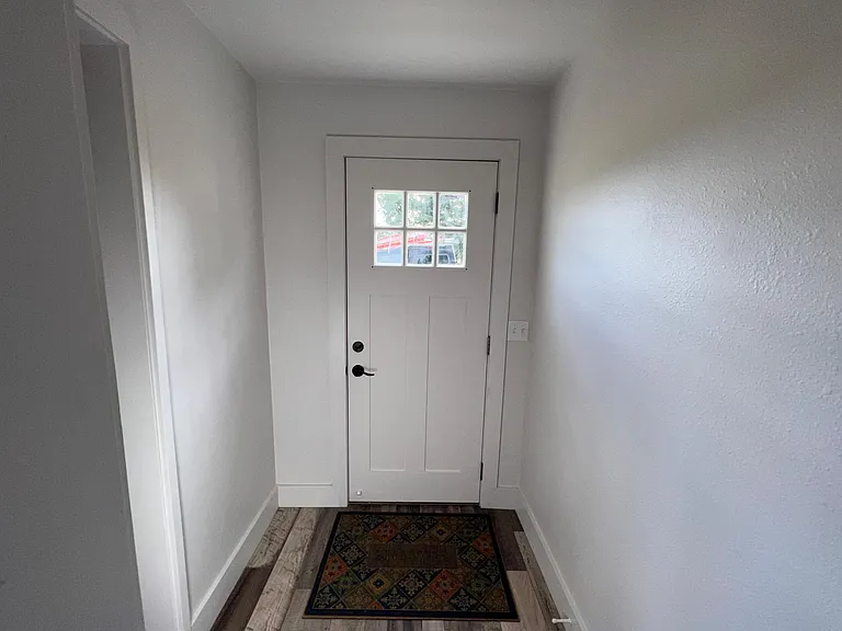 7155 Sypes Canyon Rd — Photo 13