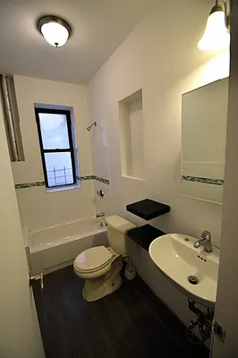 Rented by Bohemia Realty Group | media 6