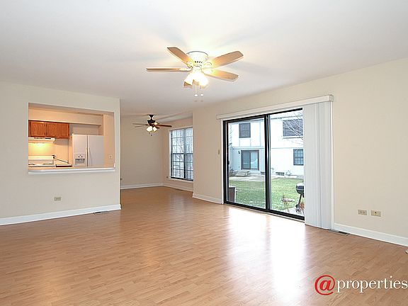 Living Room/Dinning Room