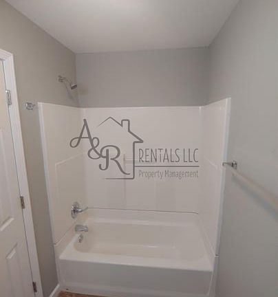 5th image of 1905 S Elm St APT 3