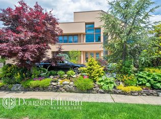 3063 Wynsum Ave, Merrick, NY 11566