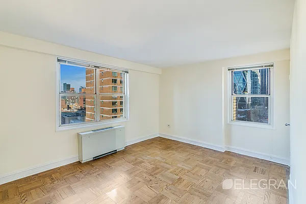 Rented by (Legacy) Elegran | media 6