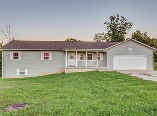 23948 Rhubarb Ln, Waynesville, MO 65583