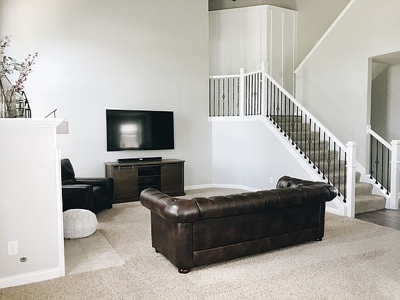 5th image of 4498 McNamara Pl