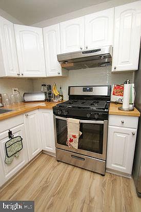 4th image of 934 New Market St APT 1-F