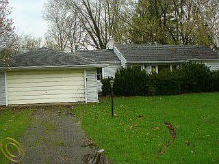 2nd image of 15631 Oak Dr