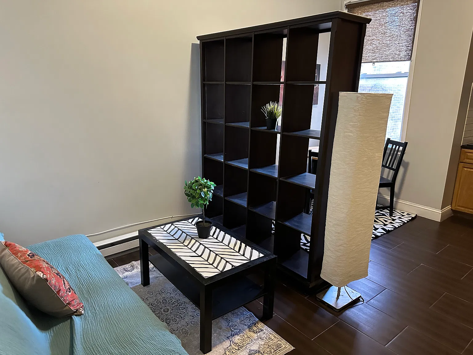2 bed, 700 sqft, $1,499 — Photo 2
