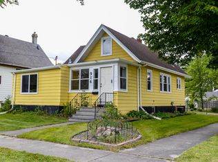 916 2nd St N, Fargo, ND 58102